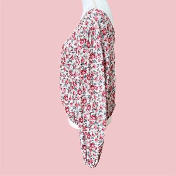 LOFT Pink & White Floral Long sleeved Top Blouse Size M Like New - Picture 4 of 10